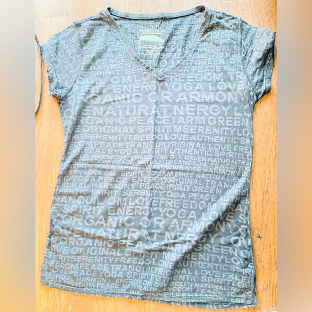 Earth Yoga Green and Gray Organic Tee
